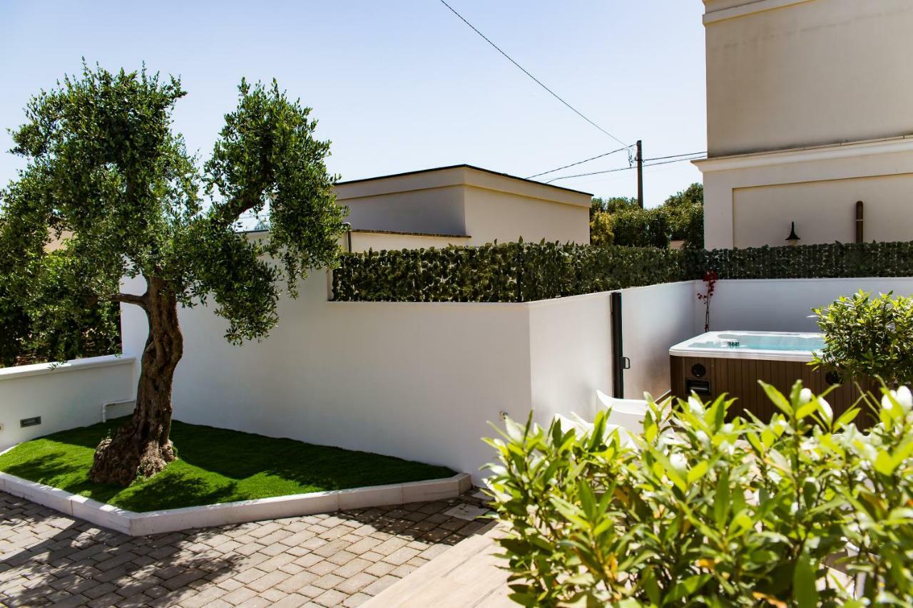 Dal Signor Wolf Bed and Breakfast Pezze Di Greco Buitenkant foto