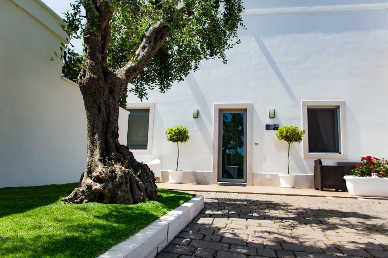 Dal Signor Wolf Bed and Breakfast Pezze Di Greco Buitenkant foto
