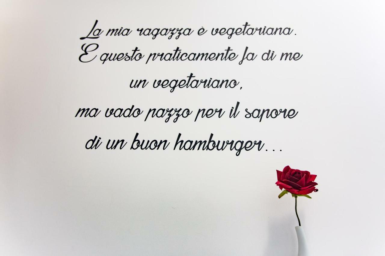 Dal Signor Wolf Bed and Breakfast Pezze Di Greco Buitenkant foto