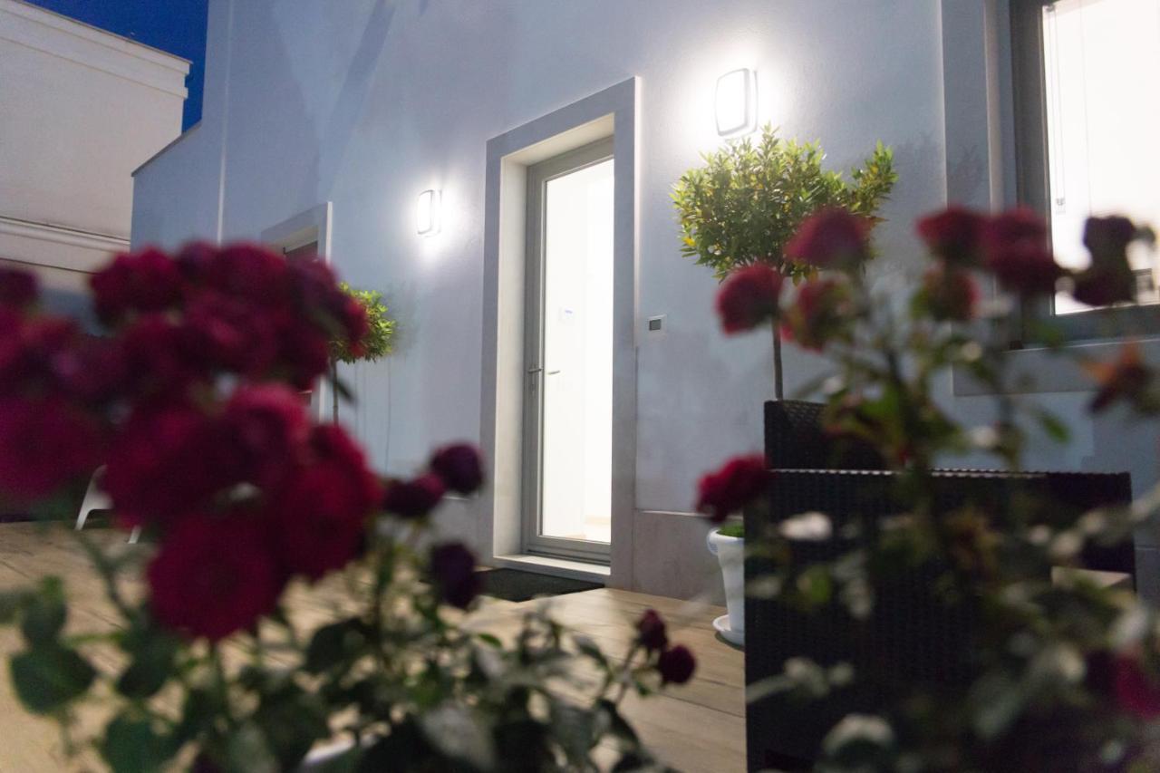 Dal Signor Wolf Bed and Breakfast Pezze Di Greco Buitenkant foto